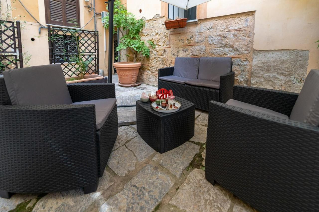 Cortile Dei Giusti - Combo *